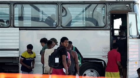 Migrant bus conditions 'disgusting and inhuman,' says former veteran ...