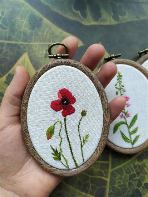 Poppy embroidery wall decor | Etsy | Hand embroidery art, Hand embroidery, Hand embroidery designs