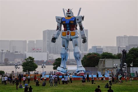 Yusuke Japan Blog: Robots in Japan is based on Its Robot Anime!!