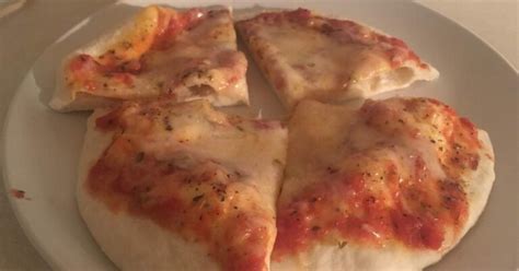 How to Cook Pizza In A Microwave: Fresh or Frozen, With Or Without ...