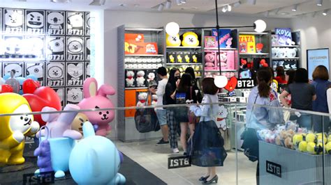 South Korean K-pop merchandise sales surge to US$132 million last year ...