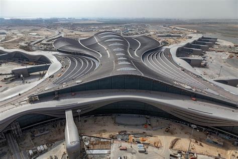 Abu Dhabi's Massive New Midfield Terminal is Now Set to Open by the End ...