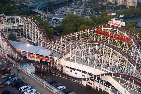 1927: The Cyclone roller coaster makes history - mediafeed