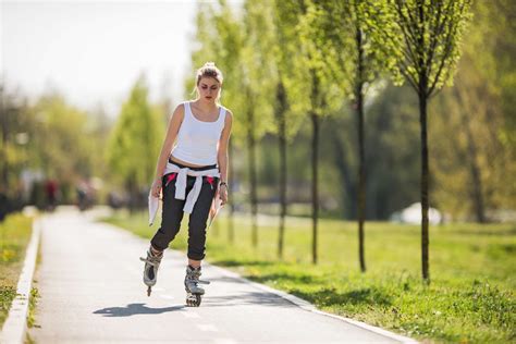 The Difference Between Rollerblading and Inline Skating