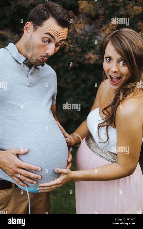 Cheerful pregnancy hi-res stock photography and images - Alamy