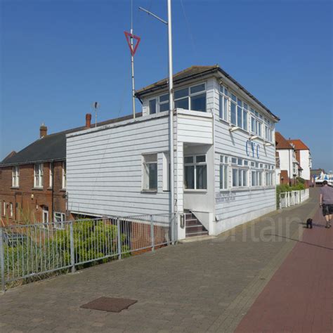 Burnham-on-Crouch, Essex CM0 8AA - See Around Britain