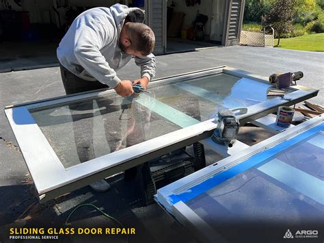 Sliding Glass Door Repair Service