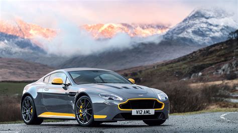 🔥 [37+] Aston Martin V8 Vantage Wallpapers | WallpaperSafari