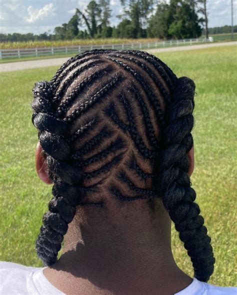 30 Mesmerizing Fishbone Braids Styles of January 2021 - hairstylishes.com