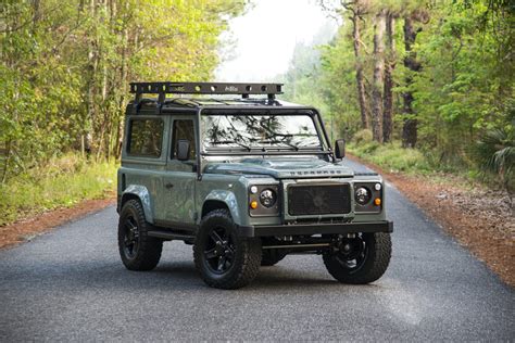 Project 13 Land Rover Defender 90