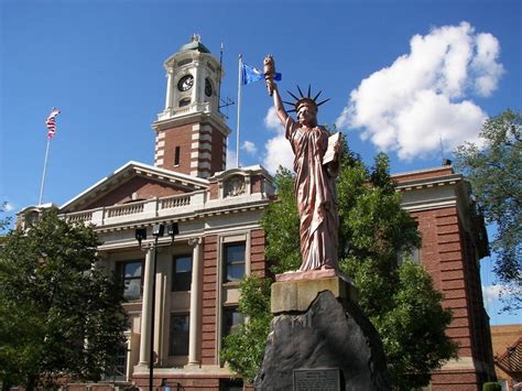 Hibbing, MN : Hibbing City Hall photo, picture, image (Minnesota) at city-data.com