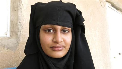 Islamic State teen 'shocked' after UK revokes her citizenship