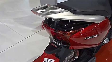 BMS 2014 Honda Lead 110 CVT 9 hp 9 Nm @ Brasil Motorcycle Show - YouTube