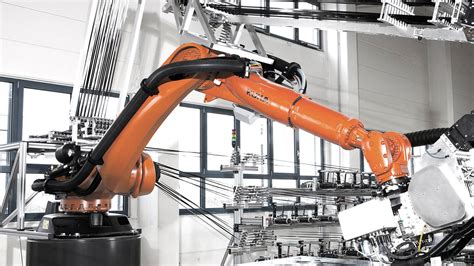 KUKA Robotics Case study at Compositence | KUKA AG