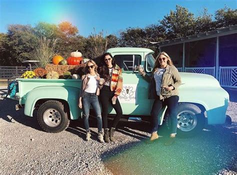 Nashville Adventures from Kristin Cavallari & Kelly Henderson's Fun BFF Moments | E! News