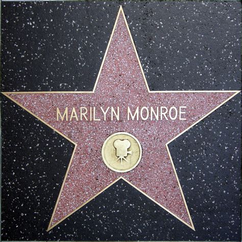 File:Walk of fame, marilyn monroe.JPG - Wikipedia