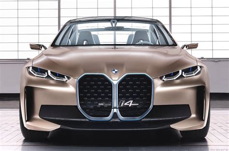 BMW Concept i4 Previews an Electric 4-Series Gran Coupé