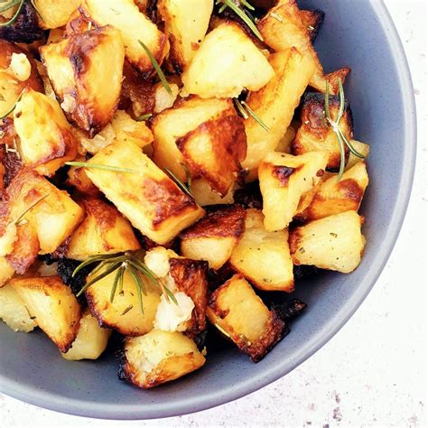 Roasted Potato Cubes with Rosemary – Feast Glorious Feast