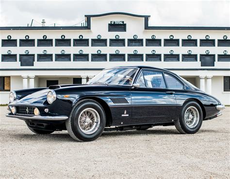 The Impossibly Beautiful 1961 Ferrari 400 Superamerica Aerodinamico