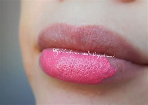 mela-e-cannella: FARMASI True Color Lipstick 2 - Barbie