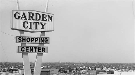 Garden City turns 75. Here's what it looked like a the start