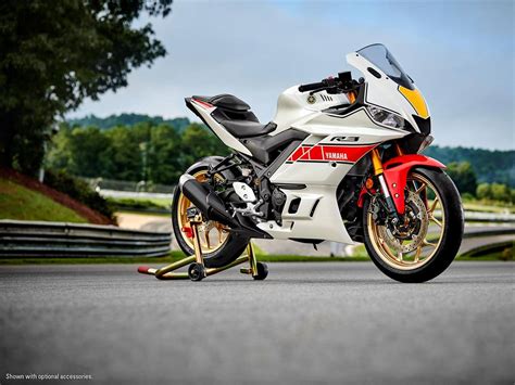 New 2022 Yamaha YZF-R3 World GP 60th Anniversary Edition, Huron OH | Specs, Photos, Price ...