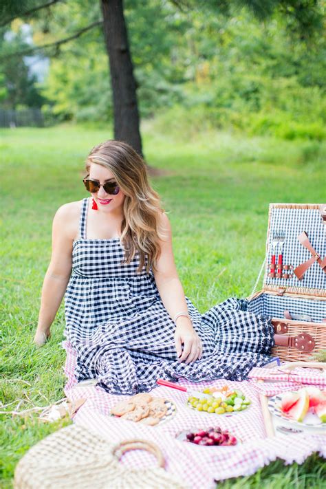 How to Have the Perfect Summer Picnic | Coffee Beans and Bobby Pins ...