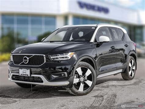 New 2019 Volvo XC40 Momentum SUV for Sale #V19070 | Volvo Winnipeg