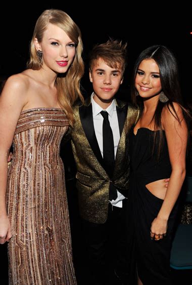 lettfrogudod: selena gomez and justin bieber 2011 billboard