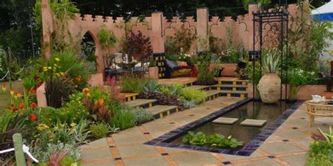 RHS Tatton 2001 | Moroccan garden, Garden design pictures, Garden ...