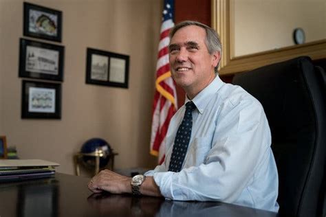 Senator Jeff Merkley, a Quiet Stalwart of the Left, Has a Breakout ...