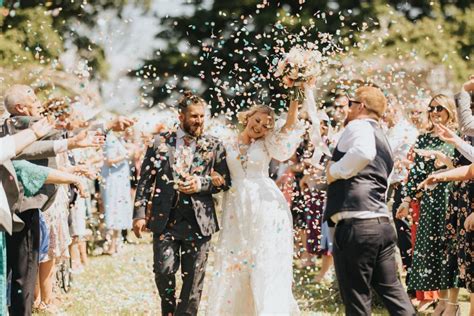 An enchanting spring marquee wedding at Jervaulx Abbey | Wills Marquees