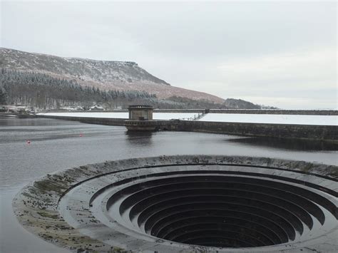 Ladybower Reservoir Dam © Gary Rogers :: Geograph Britain and Ireland