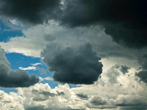 Overcast sky on blue sky · Free Stock Photo