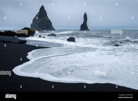 Black Sand Beach (Reynisfjara), Vik, Iceland Stock Photo - Alamy