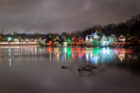 Philadelphia Christmas Lights: Where to See the Best Displays