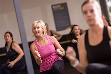 Silver Sneakers Senior Exercise Classes | Chuze Fitness