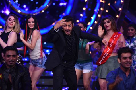 Bigg Boss 11: Spectacular performance by Salman Khan coming your way ...