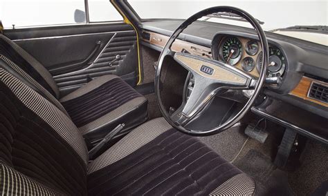 Audi 100 I (C1) 1968 - 1976 Coupe :: OUTSTANDING CARS