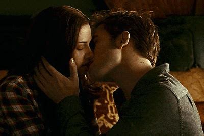 17 Best Kissing Scenes in TV and Movies — The 17 Cutest Kisses in Pop ...