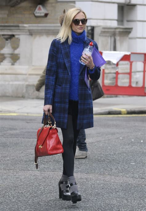 Fearne Cotton Style - Out in London - October 2014 • CelebMafia