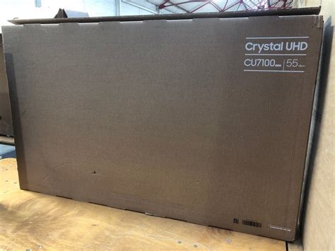 John Pye Auctions - SAMSUNG CRYSTAL UHD 55" TV CU7100 - TO INCLUDE REMOTE, BOX,REMOTE,POWER ...