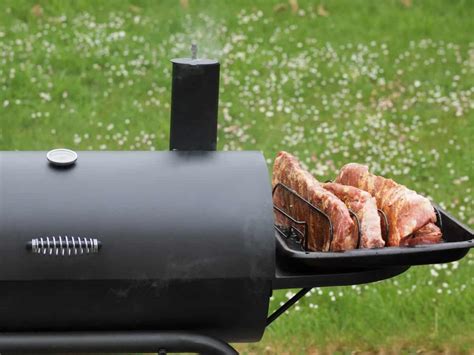 9 Types of BBQ Smokers (A Beginners Guide) | Totally Smokin