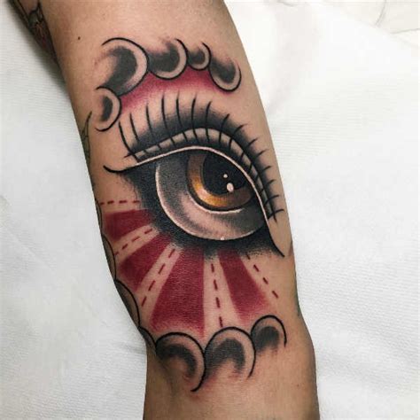 Oog tattoo: betekenis en oorsprong & 50x tattoo-inspiratie