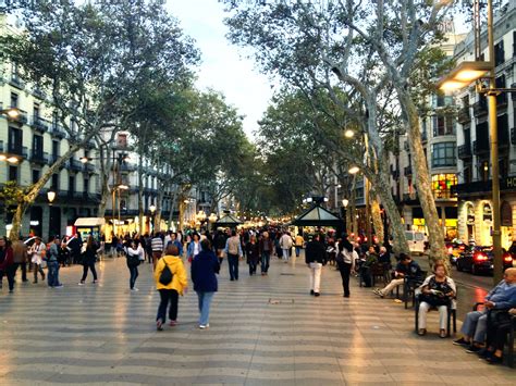 La Rambla, Barcelona | Favorite places, Street view, Scenes