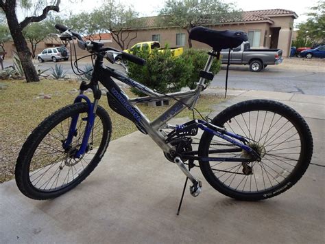 Mongoose Barely Used Mountain Bike Shimano 21 Speed CatsEye Computer | eBay