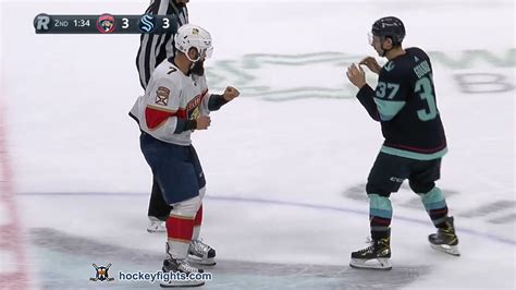 Radko Gudas vs. Yanni Gourde, January 23, 2022 - Florida Panthers vs ...