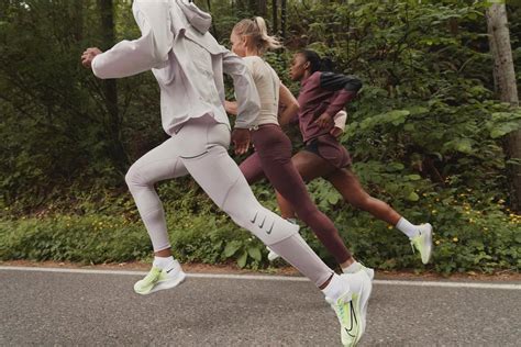 Women's Running Outfits for Every Weather Condition. Nike.com