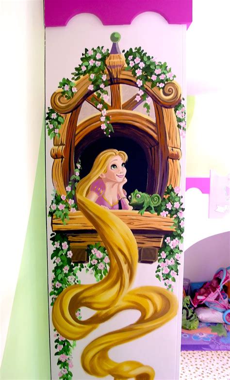 Disney Princesses in Castle Bedroom | Disney mural, Princess mural, Wall painting