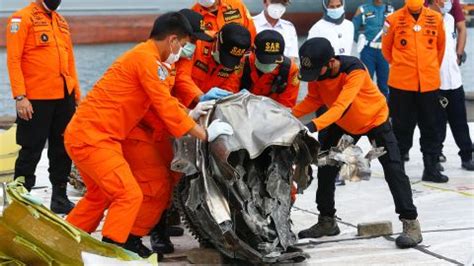 Sriwijaya Air disaster: Indonesian plane's faulty throttle reported 65 ...